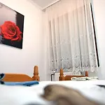 Sena Apartmán *