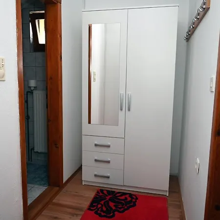 Sena * Laktaši